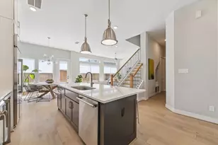 6609 Basal Woods Way, Houston, TX 77055 - Photo 11