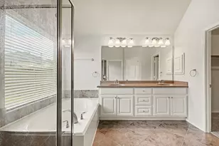 2701 Green Mountain Dr, Pearland, TX 77584 - Photo 23
