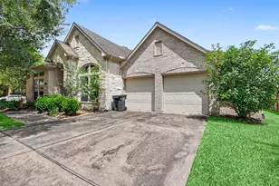 2701 Green Mountain Dr, Pearland, TX 77584 - Photo 1