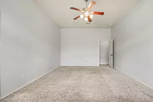 2701 Green Mountain Dr, Pearland, TX 77584 - Photo 21