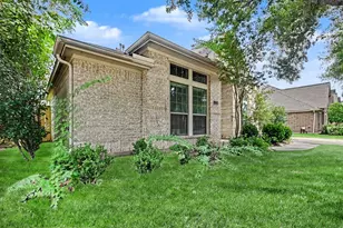 2701 Green Mountain Dr, Pearland, TX 77584 - Photo 3