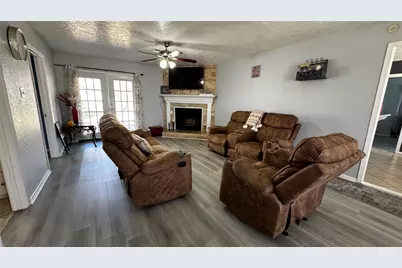 4709 34th Street, Dickinson, TX 77539 - Photo 9