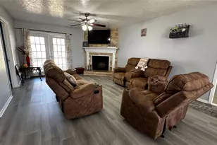 4709 34th St, Dickinson, TX 77539 - Photo 9