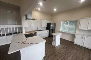 2018 Wickersham Dr, Huntsville, TX 77340 - Photo 7