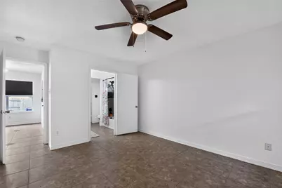 3423 Field Manor Lane, Houston, TX 77047 - Photo 19