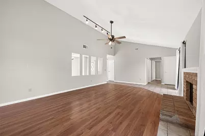3111 E Heatherock Circle, Sugar Land, TX 77479 - Photo 11