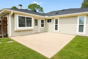 9811 Golden Sunshine Dr, Houston, TX 77064 - Photo 27
