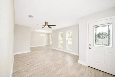 9811 Golden Sunshine Drive, Houston, TX 77064 - Photo 13