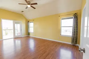 1003 Commodore Dr, Galveston, TX 77554 - Photo 11