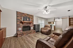 2002 Crestwood Dr, Richmond, TX 77469 - Photo 13