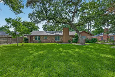 2002 Crestwood Drive, Richmond, TX 77469 - Photo 3