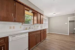 2002 Crestwood Dr, Richmond, TX 77469 - Photo 19