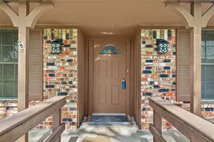 2002 Crestwood Dr, Richmond, TX 77469 - Photo 5