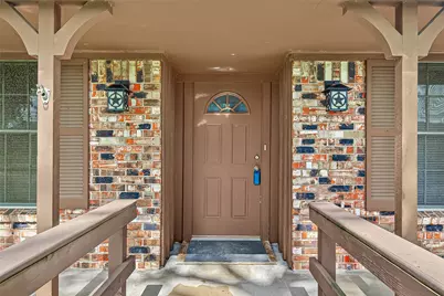 2002 Crestwood Drive, Richmond, TX 77469 - Photo 5