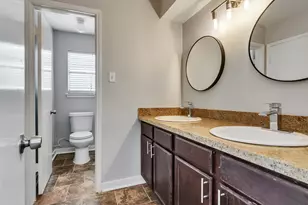 612 Orangewood Dr, Conroe, TX 77302 - Photo 25