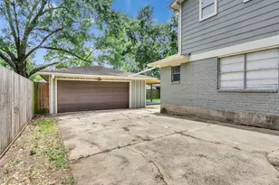 612 Orangewood Dr, Conroe, TX 77302 - Photo 37