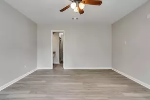 612 Orangewood Dr, Conroe, TX 77302 - Photo 17