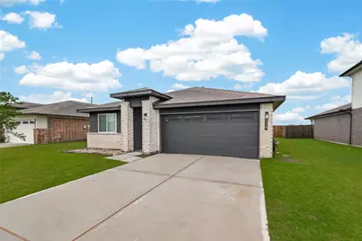 14519 Sweet Water Drive, Baytown, TX 77523 - Photo 3