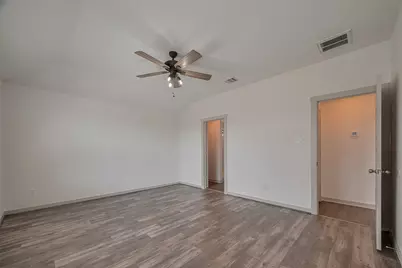 14519 Sweet Water Drive, Baytown, TX 77523 - Photo 27