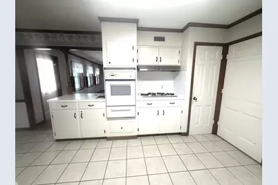 803 Merry Lane, Wharton, TX 77488 - Photo 9