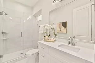 1506 McDonald St, Houston, TX 77007 - Photo 9