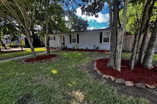 4702 Winfree Dr, Houston, TX 77021 - Photo 1