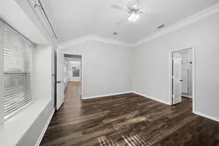 58 N Delta Mill Cir Circle, The Woodlands, TX 77385 - Photo 15