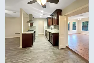 12107 Pompton Drive, Houston, TX 77089 - Photo 11