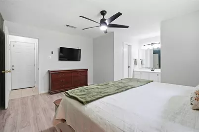 4850 Kentington Drive, Alvin, TX 77511 - Photo 17