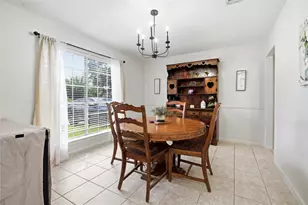 4850 Kentington Dr, Alvin, TX 77511 - Photo 5
