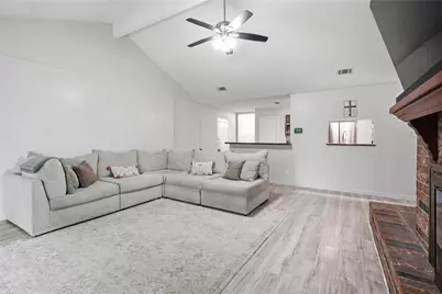 4850 Kentington Drive, Alvin, TX 77511 - Photo 13