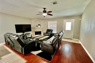 9610 Serenata Ct, Humble, TX 77396 - Photo 7