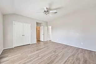 1726 Village Townhome Dr, Pasadena, TX 77504 - Photo 13