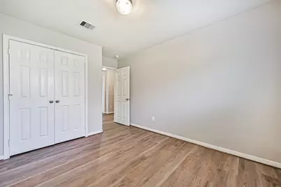 1726 Village Townhome Drive, Pasadena, TX 77504 - Photo 17