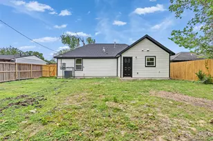 7207 Crestmont St, Houston, TX 77033 - Photo 27