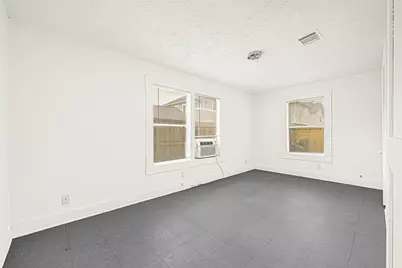 969 Wakefield Drive, Houston, TX 77018 - Photo 9