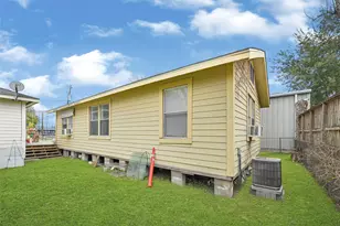 969 Wakefield Dr, Houston, TX 77018 - Photo 11