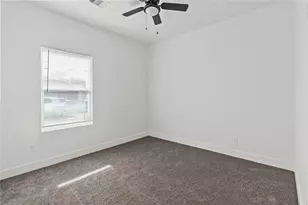 8501 Denby St, Houston, TX 77012 - Photo 7
