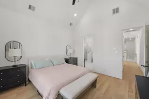 9015 Wellspring Dr, Houston, TX 77080 - Photo 17