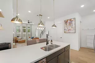 9015 Wellspring Dr, Houston, TX 77080 - Photo 11