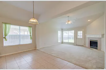 1519 Mustang Xing, Missouri City, TX 77459 - Photo 7