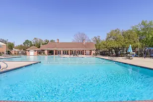 14246 Misty Meadow Ln, Houston, TX 77079 - Photo 27