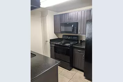 1302 Marina Bay Drive #108A, Clear Lake Shores, TX 77565 - Photo 9