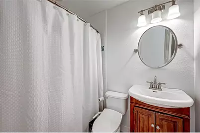 2030 Western Village Lane, Houston, TX 77043 - Photo 9
