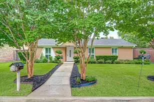 2030 Western Village Ln, Houston, TX 77043 - Photo 1