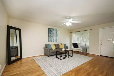 2212 Morse #5, Houston, TX 77019 - Photo 3
