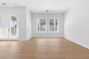 1406 Cedar Post Ln, Houston, TX 77055 - Photo 15