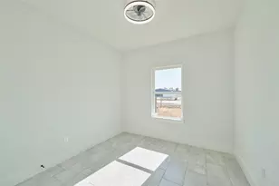 1398 Rd 5607, Cleveland, TX 77327 - Photo 19
