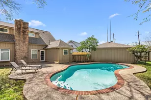 11426 Cold Spring Dr, Houston, TX 77043 - Photo 29