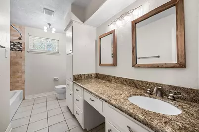 11426 Cold Spring Drive, Houston, TX 77043 - Photo 23